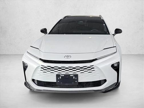 2025 Toyota Crown Signia Limited