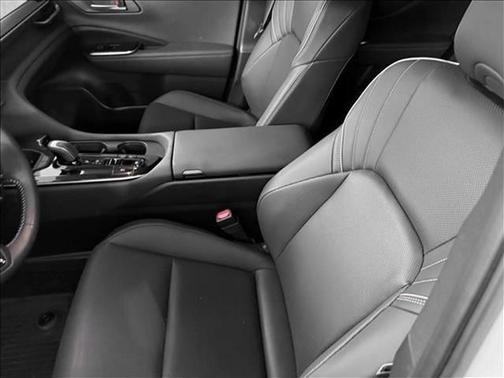 2025 Toyota Crown Signia Limited