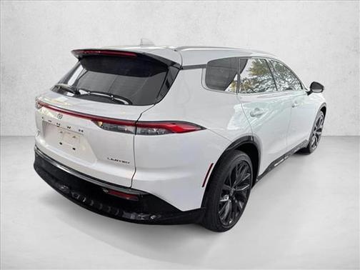 2025 Toyota Crown Signia Limited