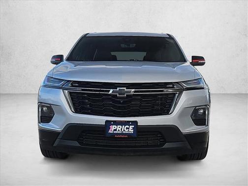 Silver Ice Metallic 2022 Chevrolet Traverse Premier
