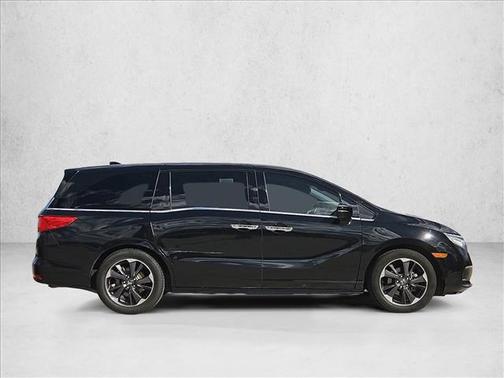 Crystal Black Pearl 2021 Honda Odyssey Elite