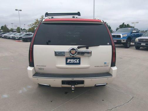 2013 Cadillac Escalade Platinum Edition