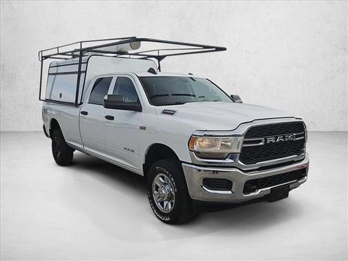 2019 RAM 2500 Tradesman Crew Cab 4x4 8' Box