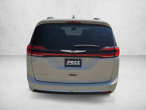 2021 Chrysler Pacifica Touring