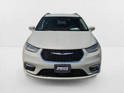 2021 Chrysler Pacifica Touring