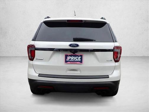White Platinum Metallic Tri-Coat 2018 Ford Explorer Sport