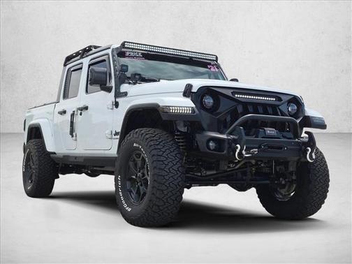 Bright White Clearcoat 2021 Jeep Gladiator Willys 4x4