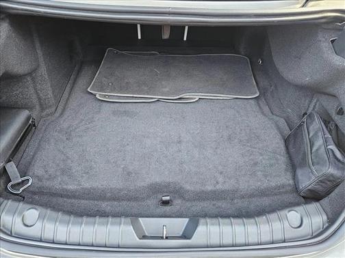 2022 Jaguar XF R-Dynamic SE P300 AWD Automatic