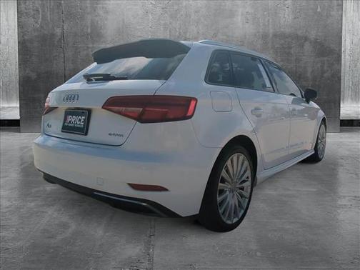 2017 Audi A3 e-tron 1.4T Premium