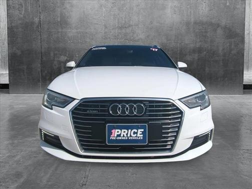 2017 Audi A3 e-tron 1.4T Premium