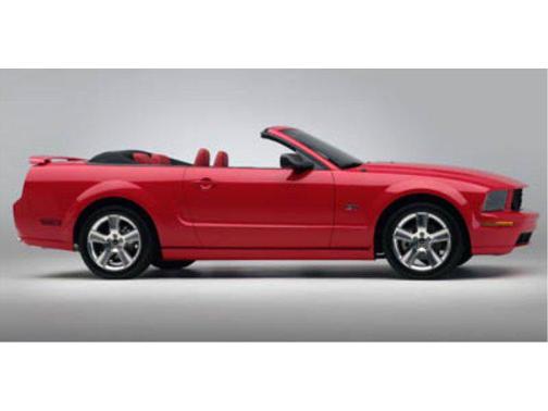 2007 Ford Mustang Deluxe
