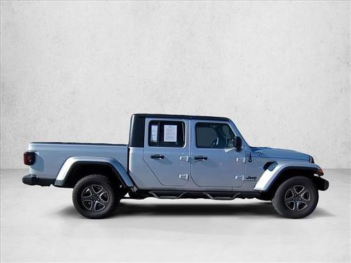 2022 Jeep Gladiator Altitude 4x4