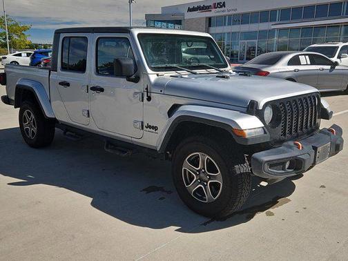 2022 Jeep Gladiator Altitude 4x4
