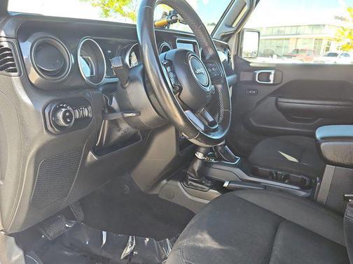 2022 Jeep Gladiator Altitude 4x4