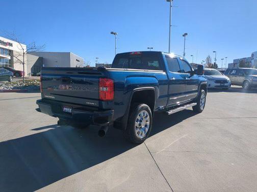 2016 GMC Sierra 2500 Denali