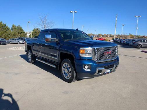 2016 GMC Sierra 2500 Denali