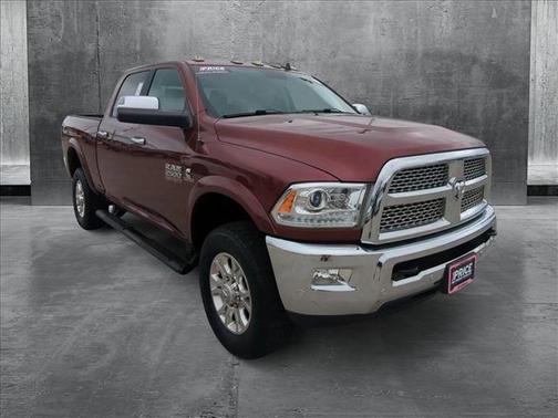2018 RAM 2500 Laramie Crew Cab 4x4 6'4' Box
