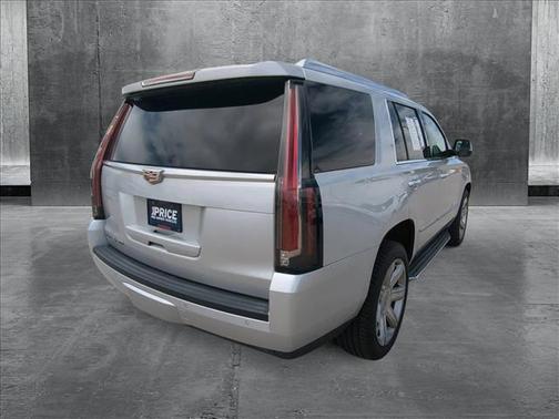 2015 Cadillac Escalade Luxury