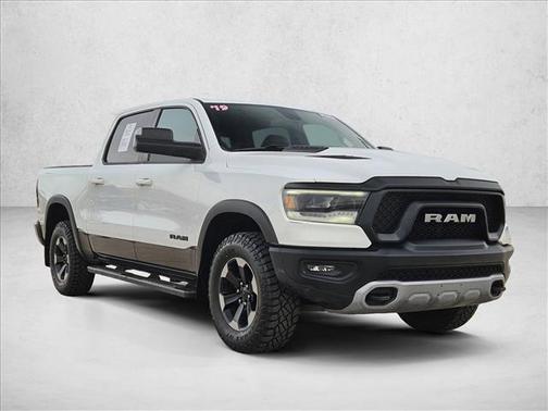 Bright White Clearcoat 2019 RAM 1500 Rebel