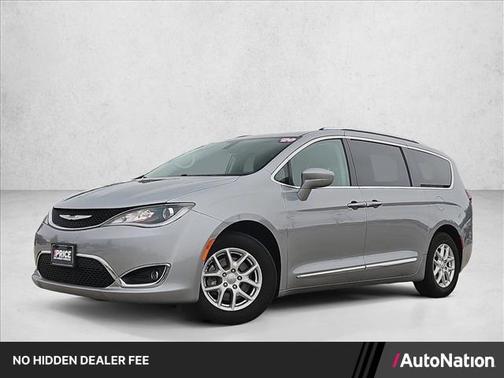 Billet Silver Metallic Clearcoat 2020 Chrysler Pacifica Touring L