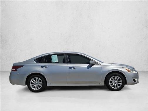 Brilliant Silver Metallic 2014 Nissan Altima 2.5 S