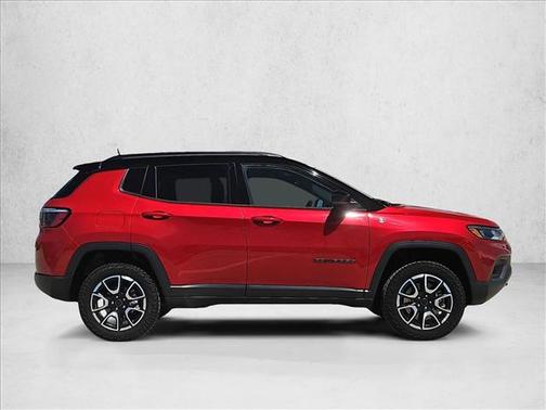 Red Hot Pearlcoat 2025 Jeep Compass Trailhawk