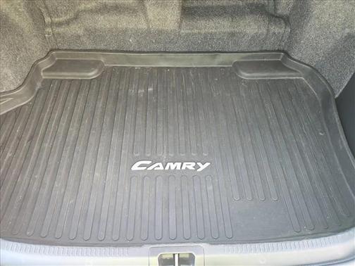 2016 Toyota Camry Hybrid LE