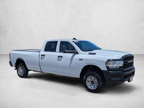 Bright White Clearcoat 2022 RAM 2500 Tradesman Crew Cab 4x4 8' Box