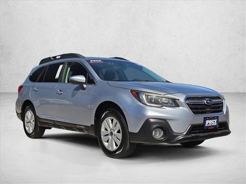 Ice Silver Metallic 2019 Subaru Outback 2.5i Premium
