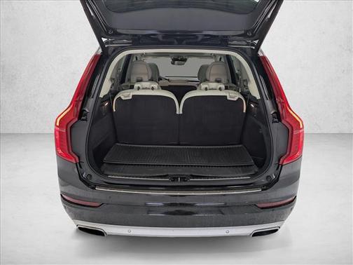 Onyx Black Metallic 2020 Volvo XC90 T6 Momentum