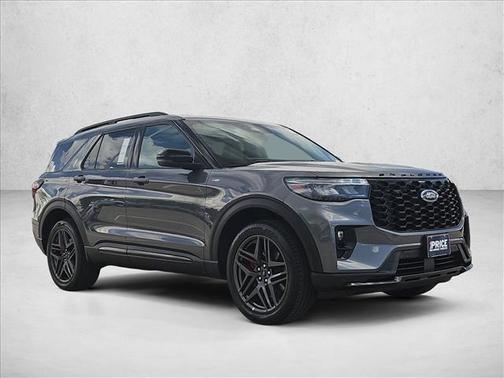Carbonized Gray Metallic 2025 Ford Explorer ST-Line