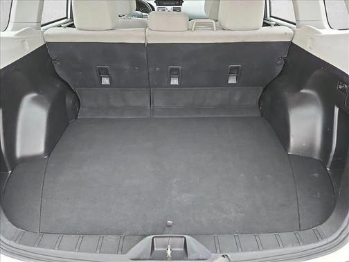 Satin White Pearl 2014 Subaru Forester 2.5i