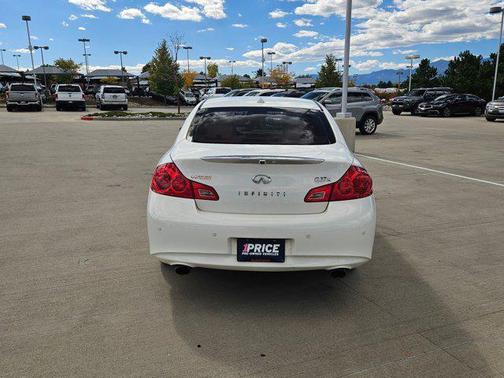 2011 INFINITI G37x Base
