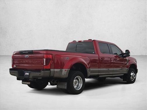 Rapid Red Metallic Tinted Clearcoat 2022 Ford F-350 King Ranch