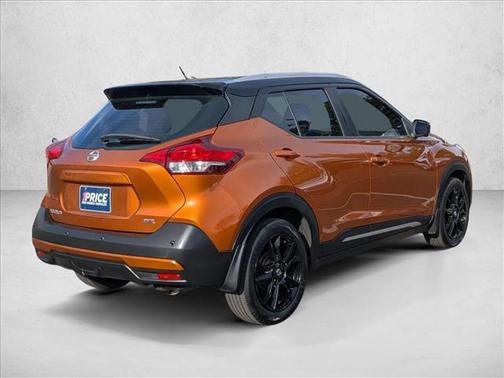 2020 Nissan Kicks SR