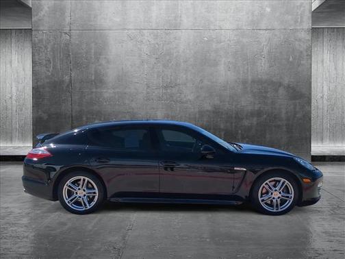 2012 Porsche Panamera 4