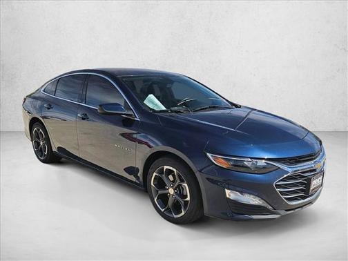 2022 Chevrolet Malibu FWD LT
