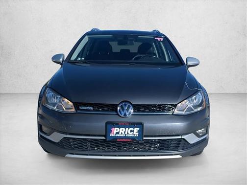 2017 Volkswagen Golf Alltrack TSI S