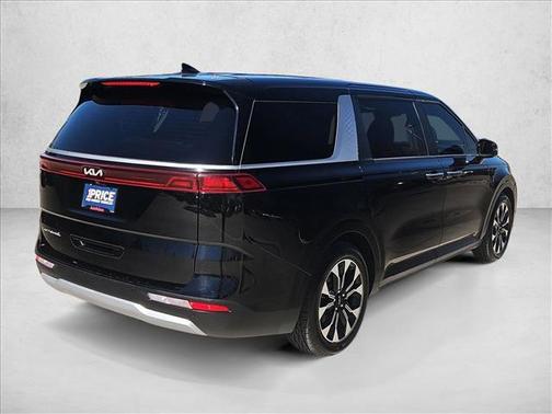 2022 Kia Carnival EX