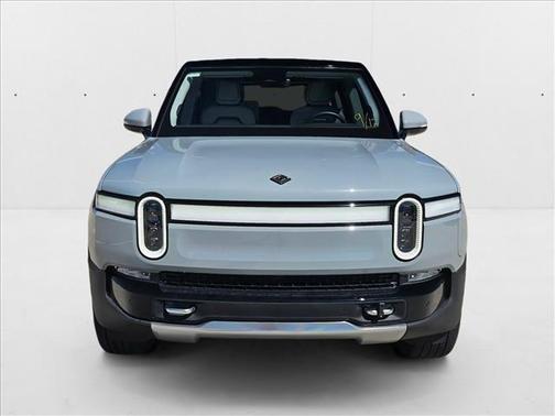 2023 Rivian R1S Adventure