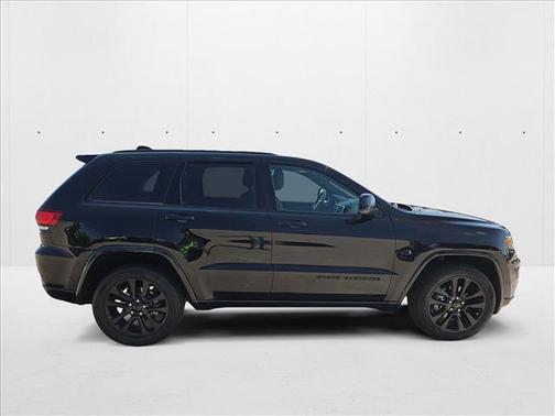 2017 Jeep Grand Cherokee Altitude