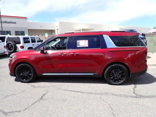 Flare Red 2022 Kia Carnival SX