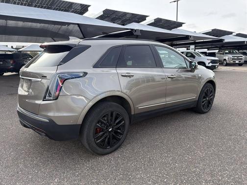 2023 Cadillac XT5 Sport