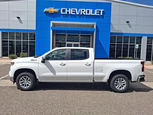 Summit White 2026 Chevrolet Silverado 1500 LT