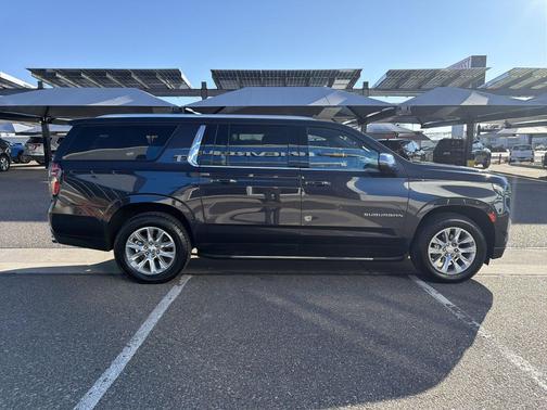 2024 Chevrolet Suburban Premier