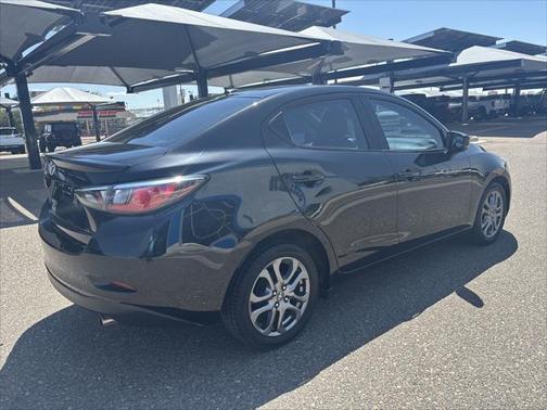 2019 Toyota Yaris Sedan L