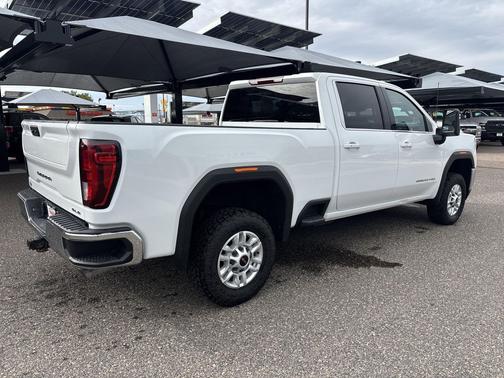 2022 GMC Sierra 2500 SLE