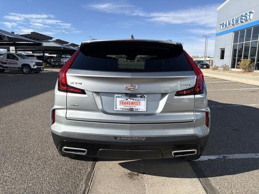 2025 Cadillac XT4 Premium Luxury