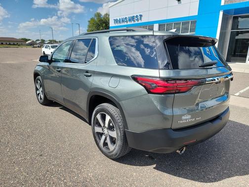 2022 Chevrolet Traverse LT Leather