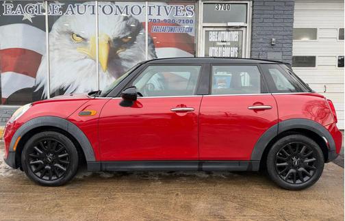 2017 MINI Hardtop Cooper